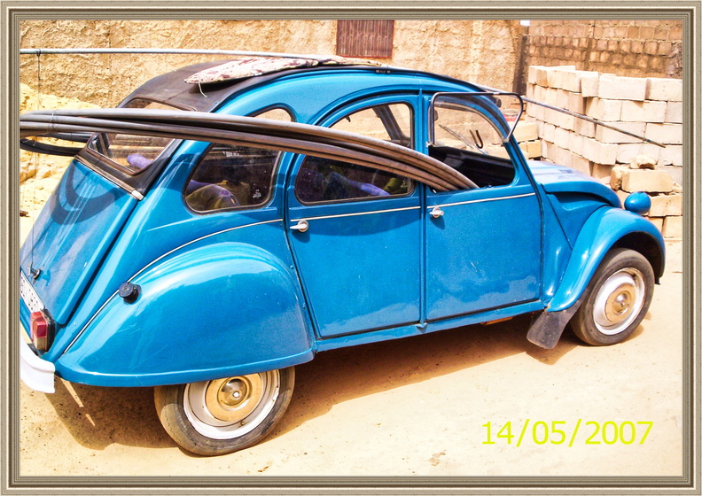 01-A4-2CV6.bleue[1]-LUM_v1.jpg